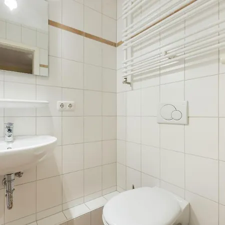 Appartement-Wellness 韦斯特兰